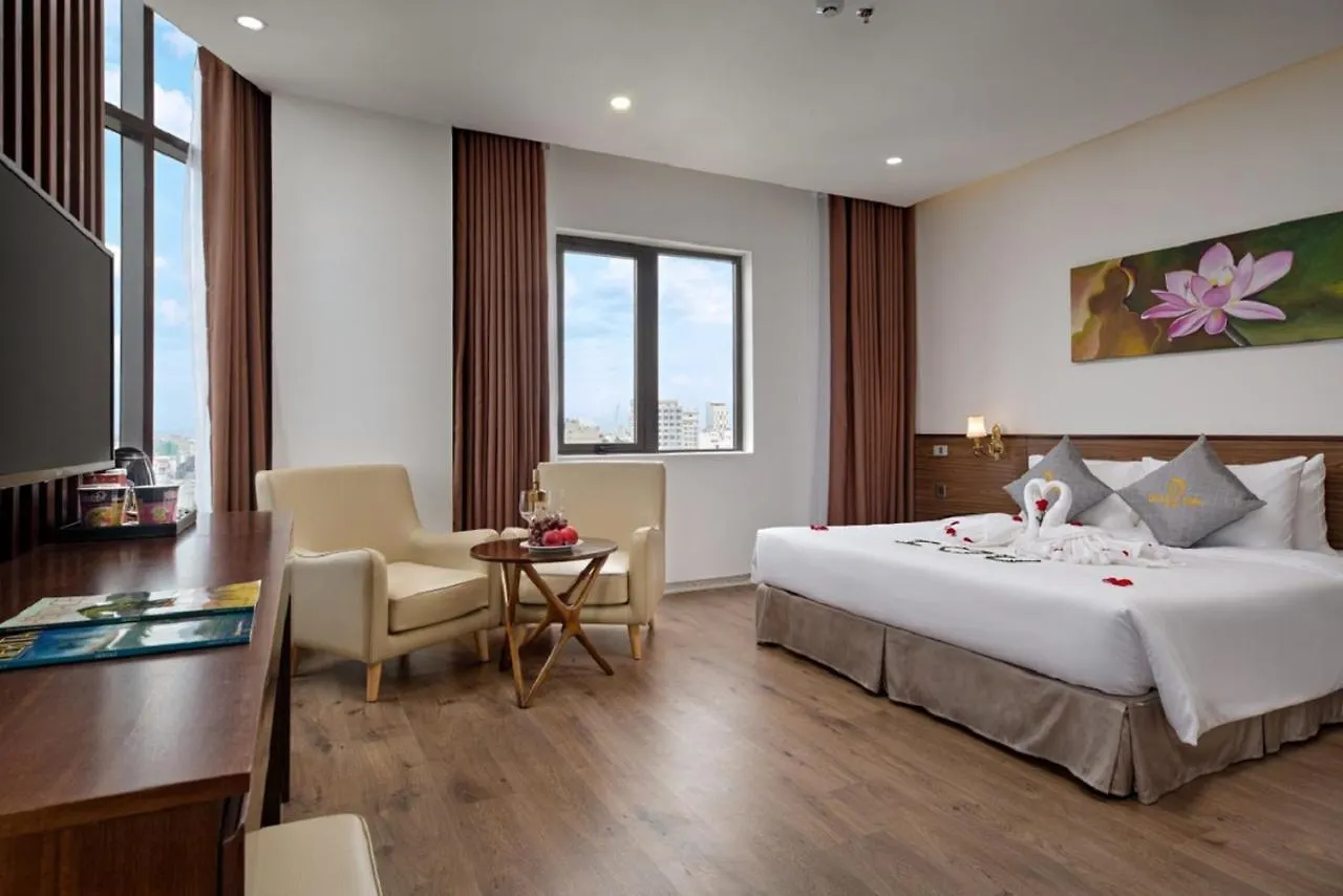 Diamond Beach Hotel Da Nang 4*,  Vietnam